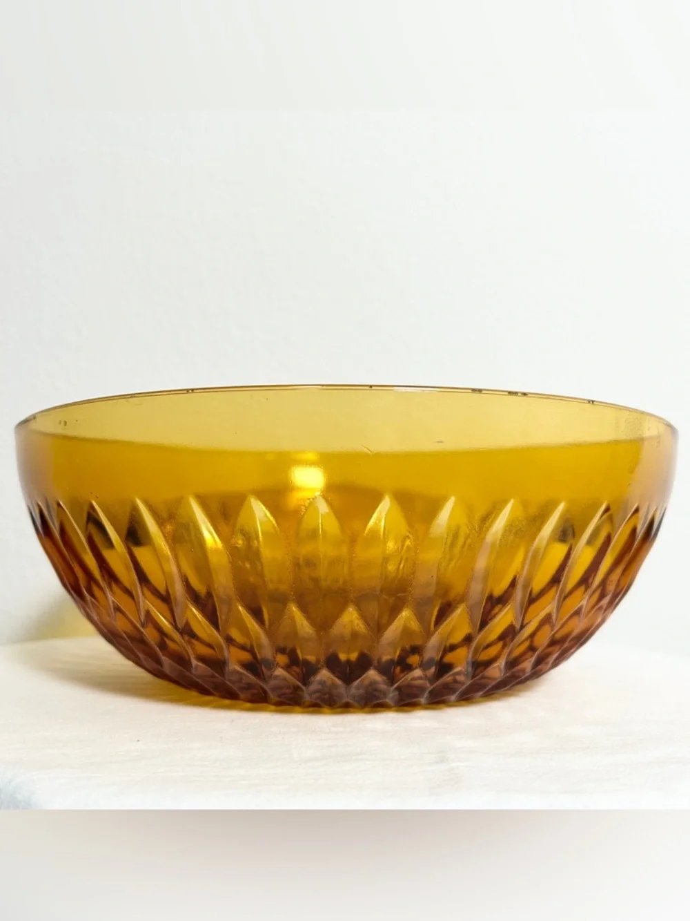 Vintage Mid Century Gold Amber Diamond Cut Glass Decorative Serving Bowl